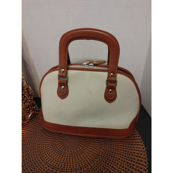 Carina Inl. Inc. Handbag - Picture 3 of 7